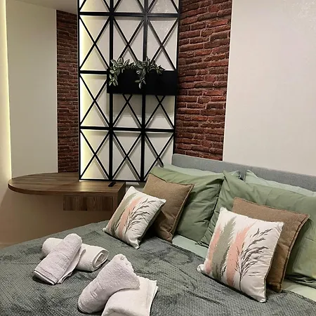 Balkan Square Forest Mm *