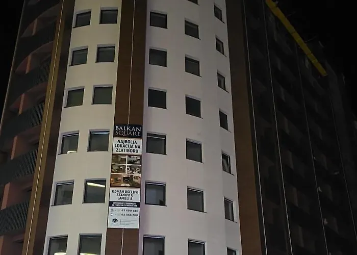 Balkan Square Forest Mm 아파트 즐라티보