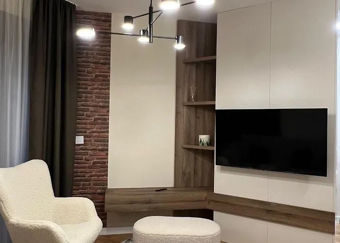 아파트 Balkan Square Forest Mm